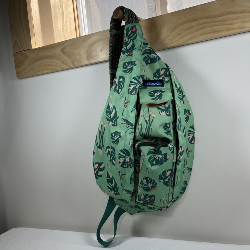 Kavu Rope Sack Leaf Print Nylon Sling Backpack Boho Outdoors Hiking Bag Casual - Picture 2 of 16